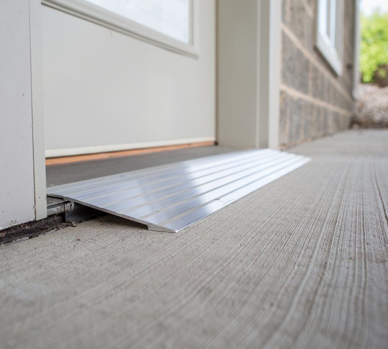 TRANSITIONS® MODULAR ENTRY RAMP - Image 4