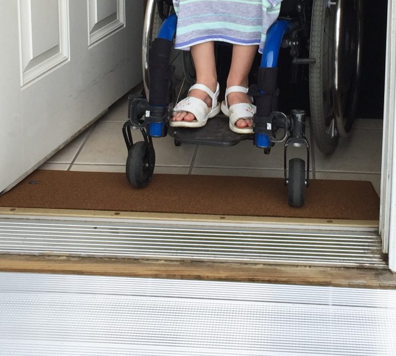 TRANSITIONS® ANGLED ENTRY MAT - Image 4